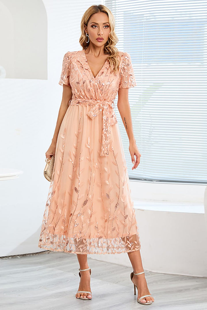 Elegant and Timeless Summer Dress - Sophisticated Flowing Cut