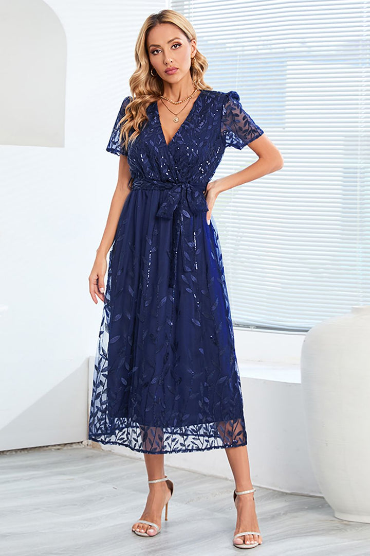 Elegant and Timeless Summer Dress - Sophisticated Flowing Cut