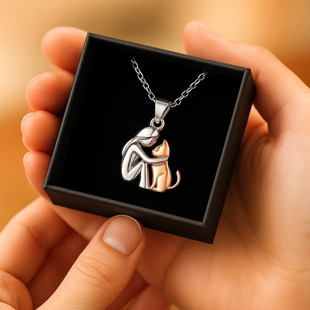 Elisa - Cat-shaped pendant necklace