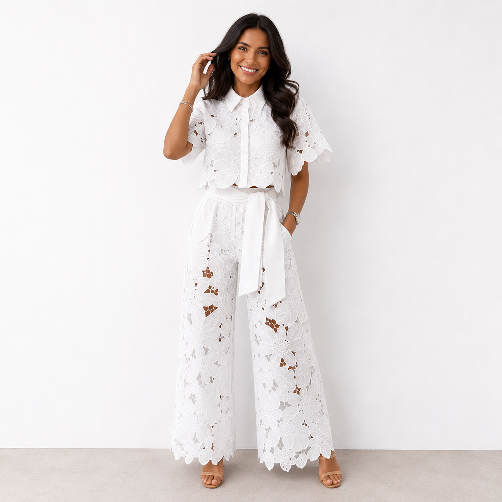 Arielle Comfortable Set - Elena Harper