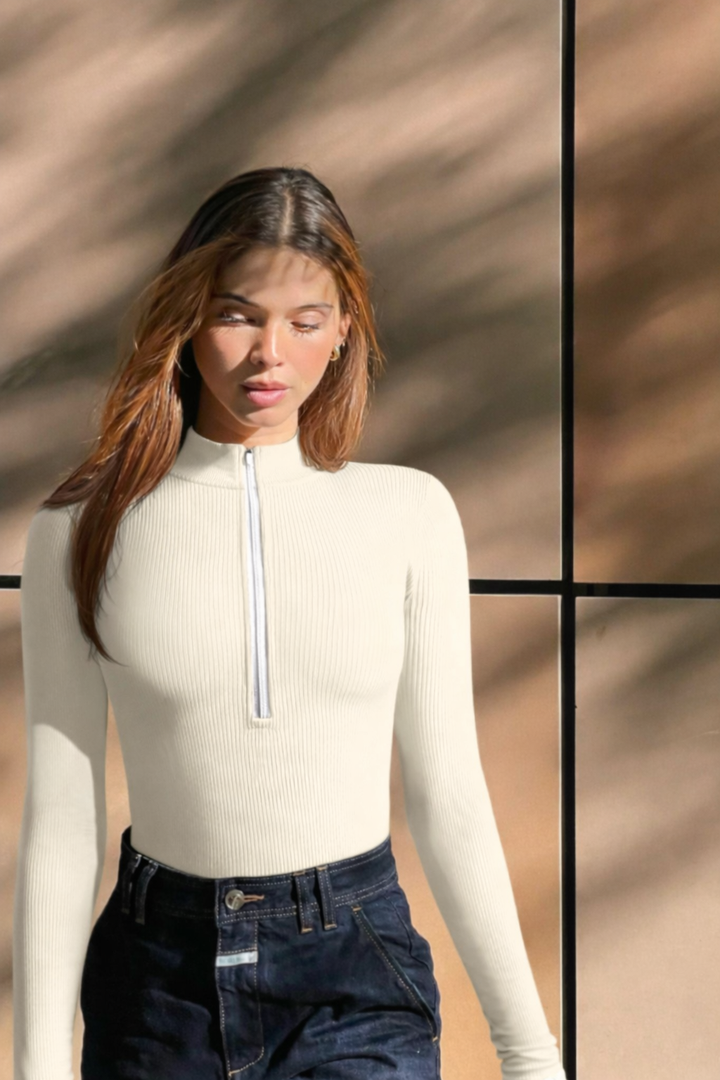 Fitted Body V-Neck Zip Modern Elegance, view 5 - Elena Harper