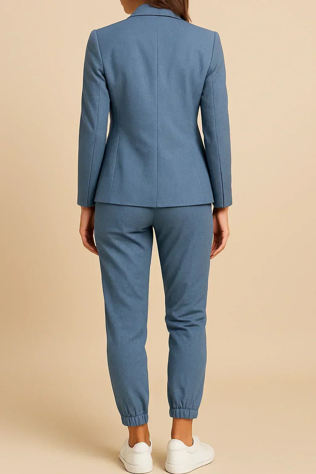 CAELINA – ELEGANT WOMEN'S SUIT