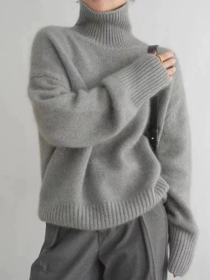 Alecia Luxurious Cashmere Sweater for Women with Turtleneck Timeless Elegance - Elena Harper