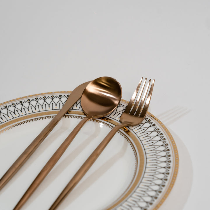 Elite Cutlery Set Stylish and Durable Tableware - Elena Harper