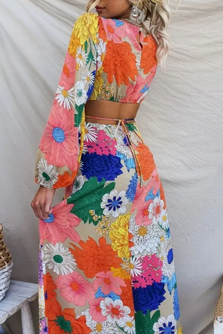 Daisy Sunburst Bloom Maxi Dress - Elena Harper
