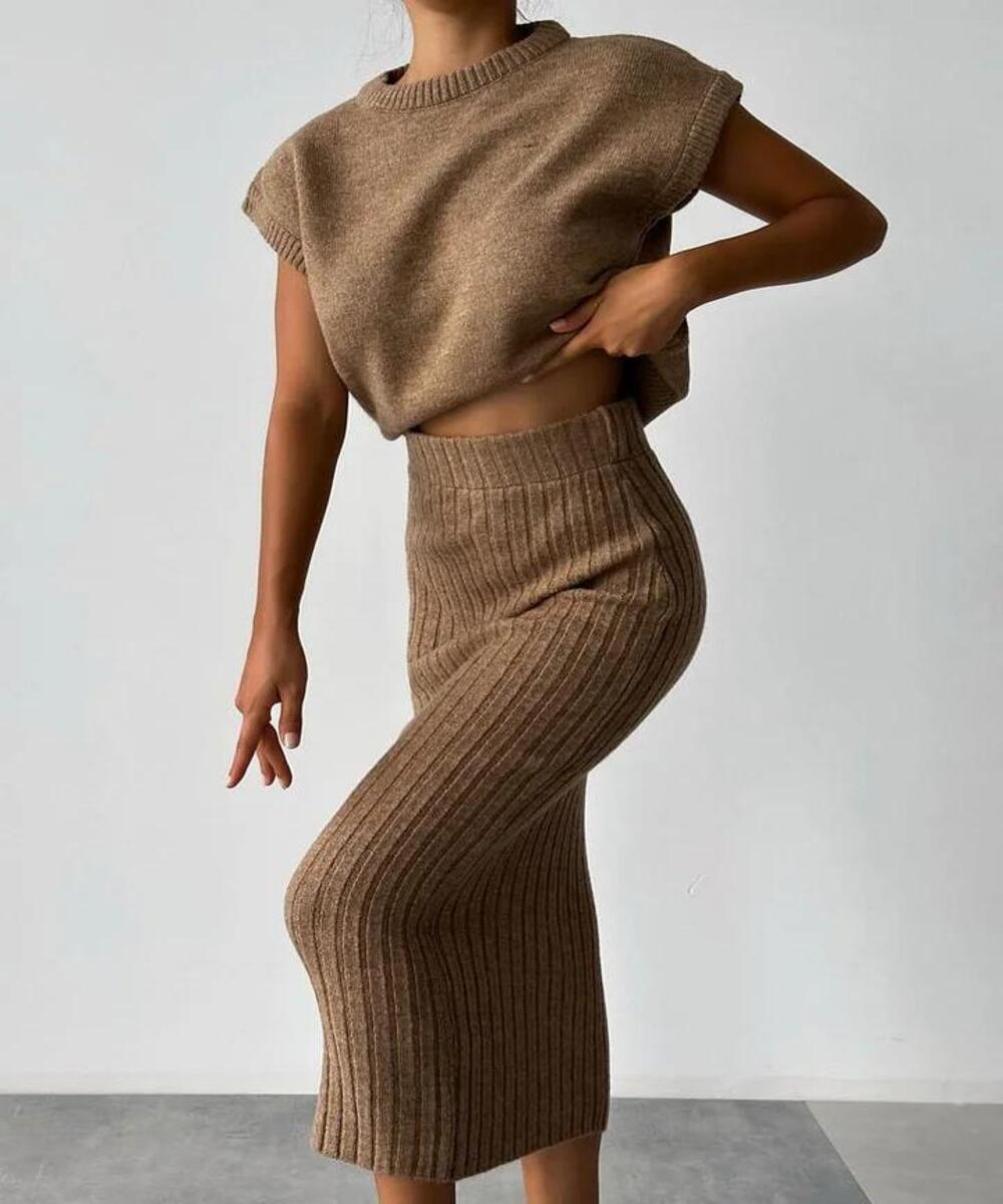 ELLIE Elegant Fashionable Outfit Set - Elena Harper