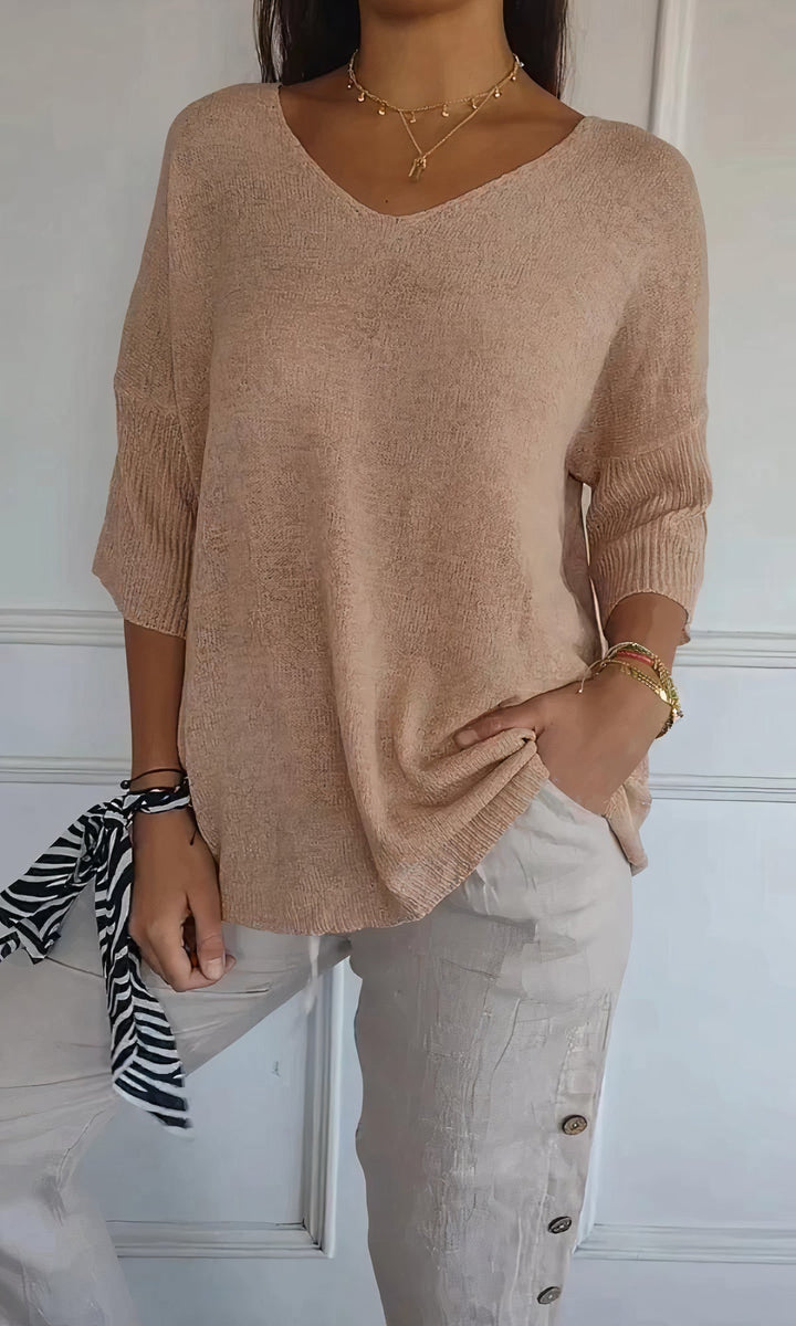 EVI - Knit Top with V-Neck