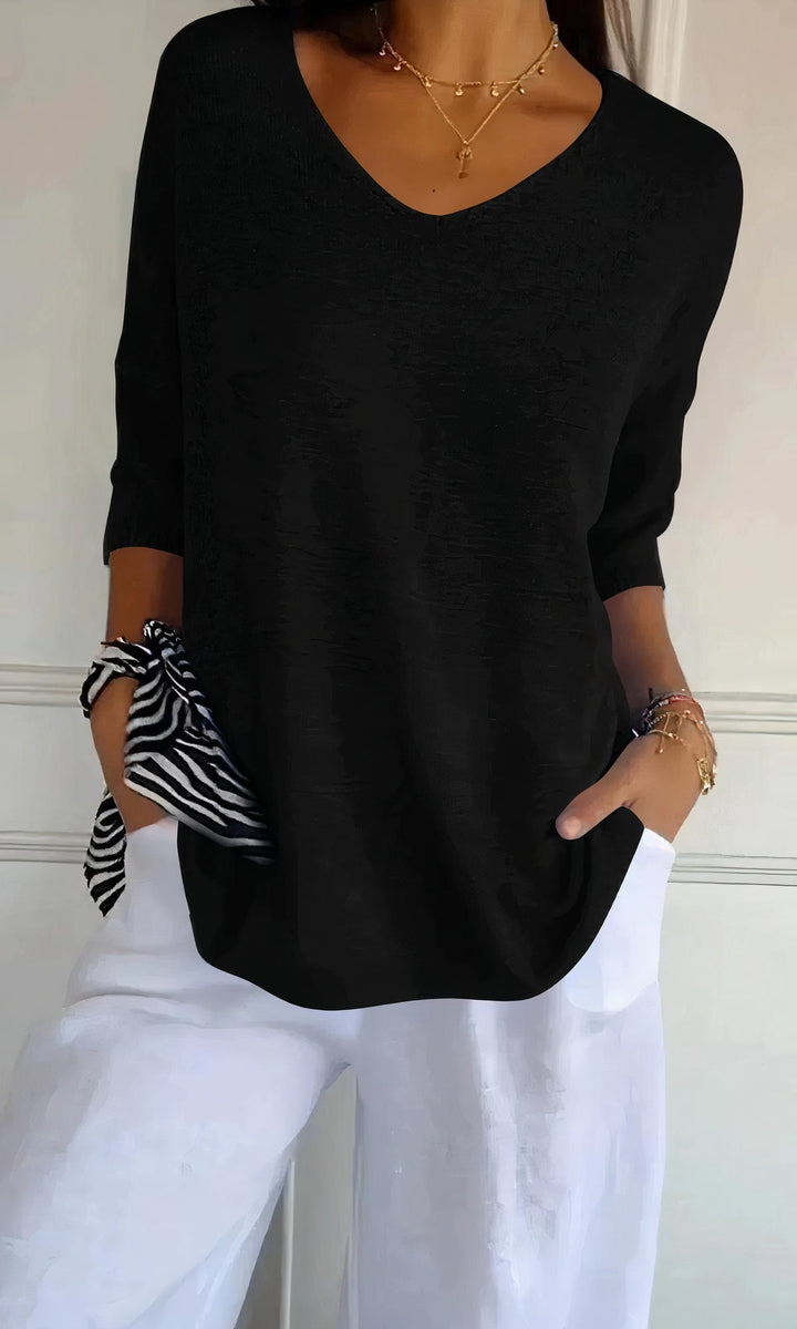 EVI - Knit Top with V-Neck