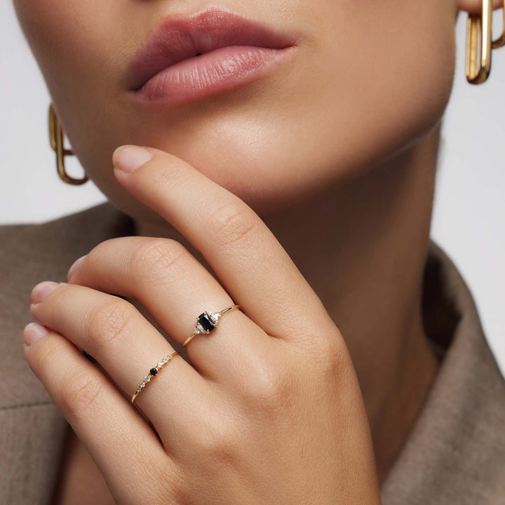 Ring with black spinel in baguette cut, view 2 - Elena Harper
