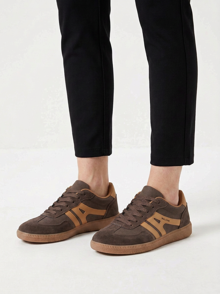 Comfortable Striped Sneakers for Women