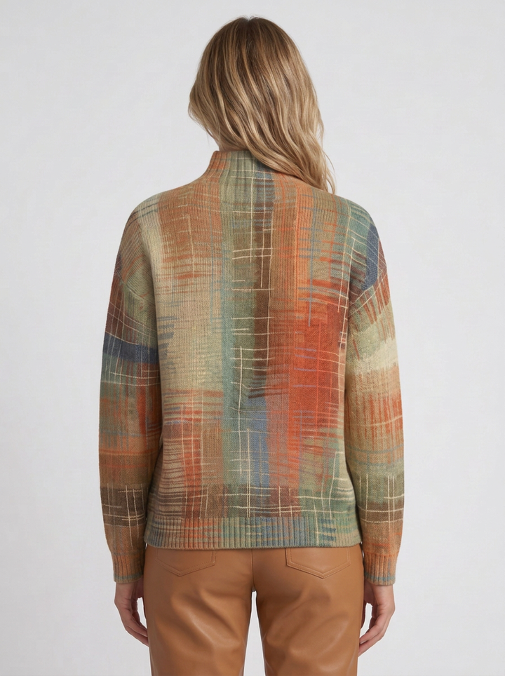 Pullover with Turtleneck and Artistic Print for Women