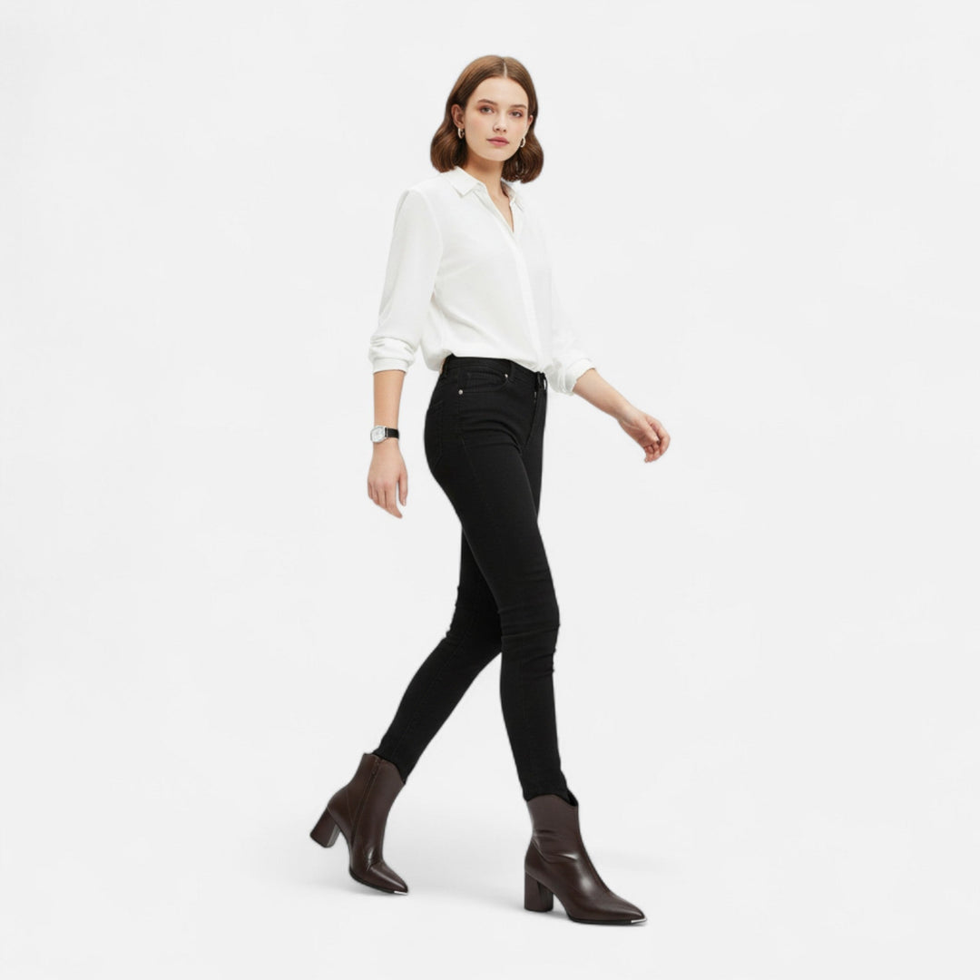 Women's Pointed-Toe Chelsea Boots - Effortless Style