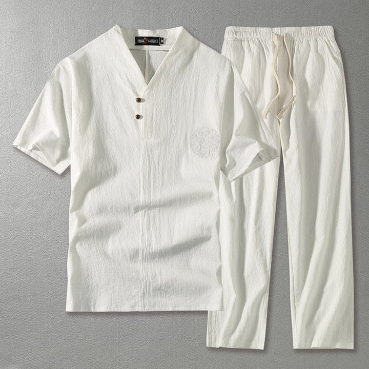 Leisure set for men made with high-quality materials