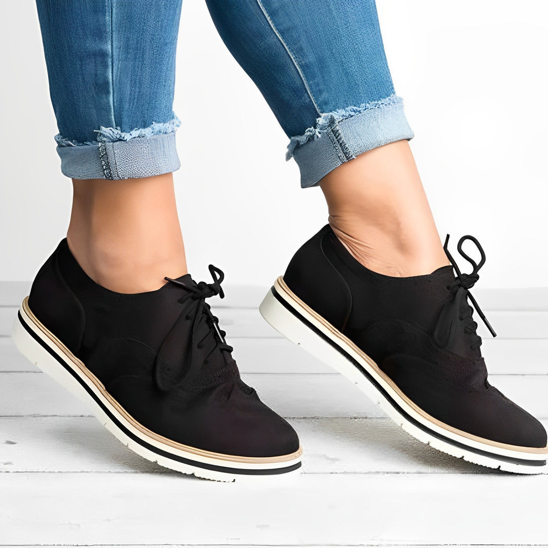 Sloane - Oxford Lace-up Shoes with Cut-out