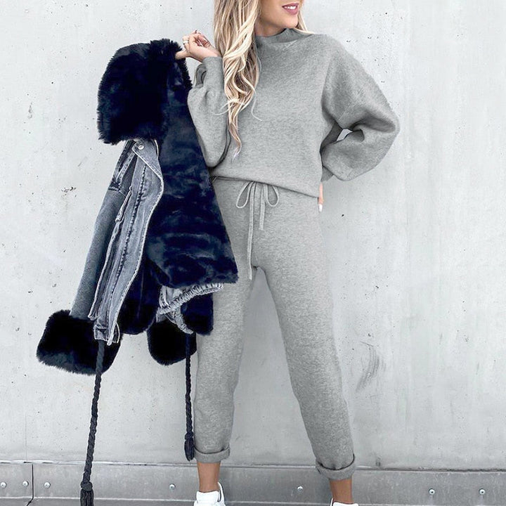 JacoliensPaks I Tracksuit for Women, view 2 - Elena Harper