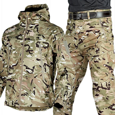 Men's Winter Jacket Windproof Weather Protection with Zipper Pockets