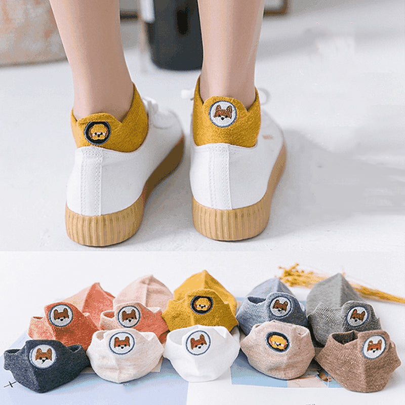 Casual Dog Embroidered Socks