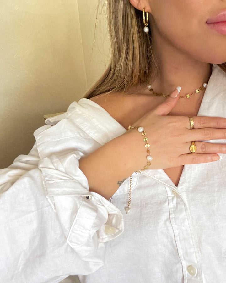 Melisaria 18K Gold Ring, view 5 - Elena Harper