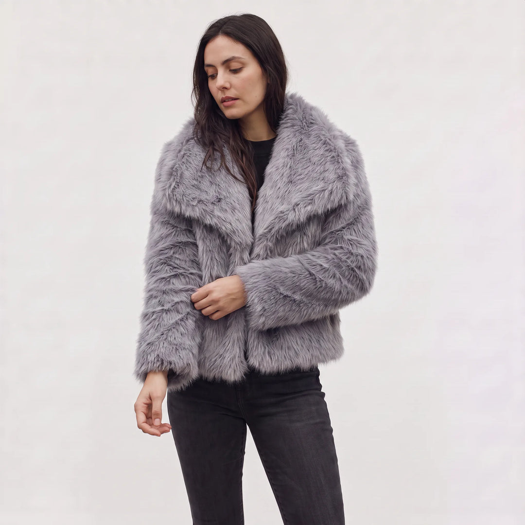 Ladies Oversized Faux Fur Coat with Open Front
