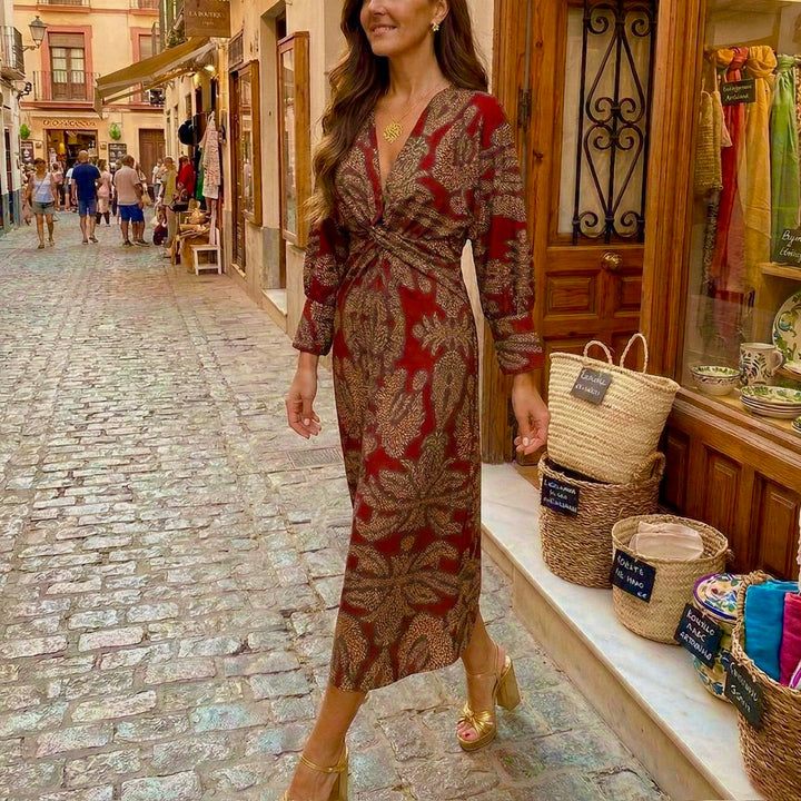 Elegant Midi Dress with Timeless Print - Fluid and Refined Cut