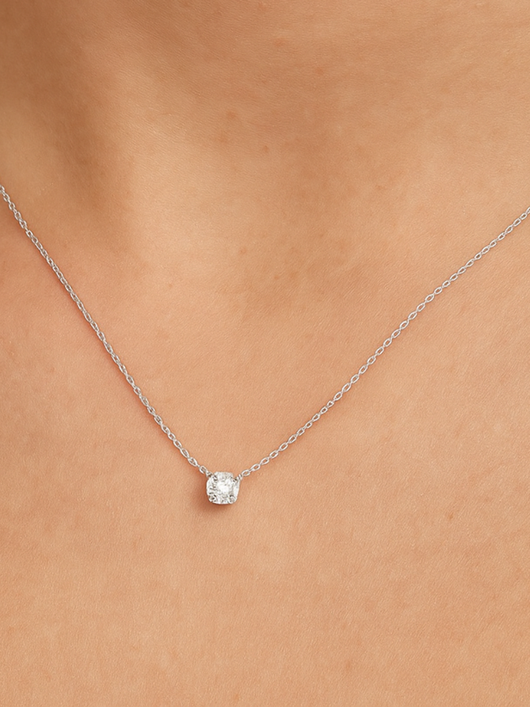 HANNAH STONE PENDANT