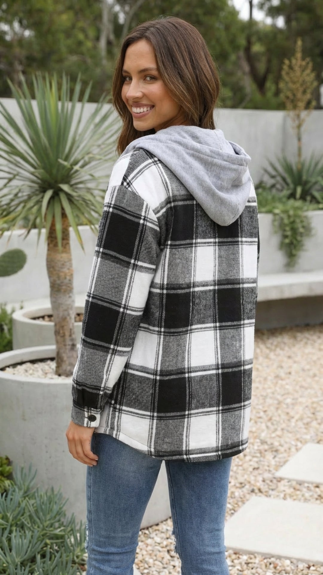 Women’s Checkered Print Hooded Jacket