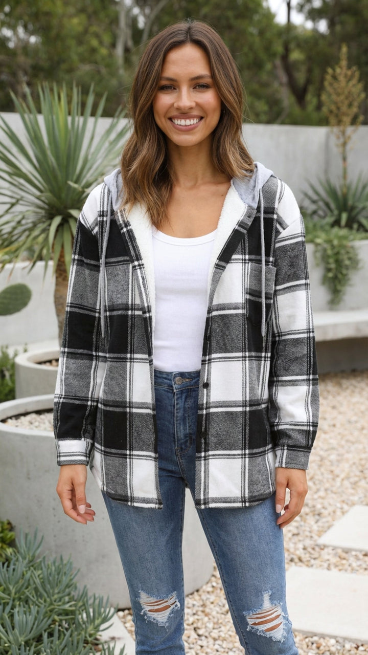 Women’s Checkered Print Hooded Jacket