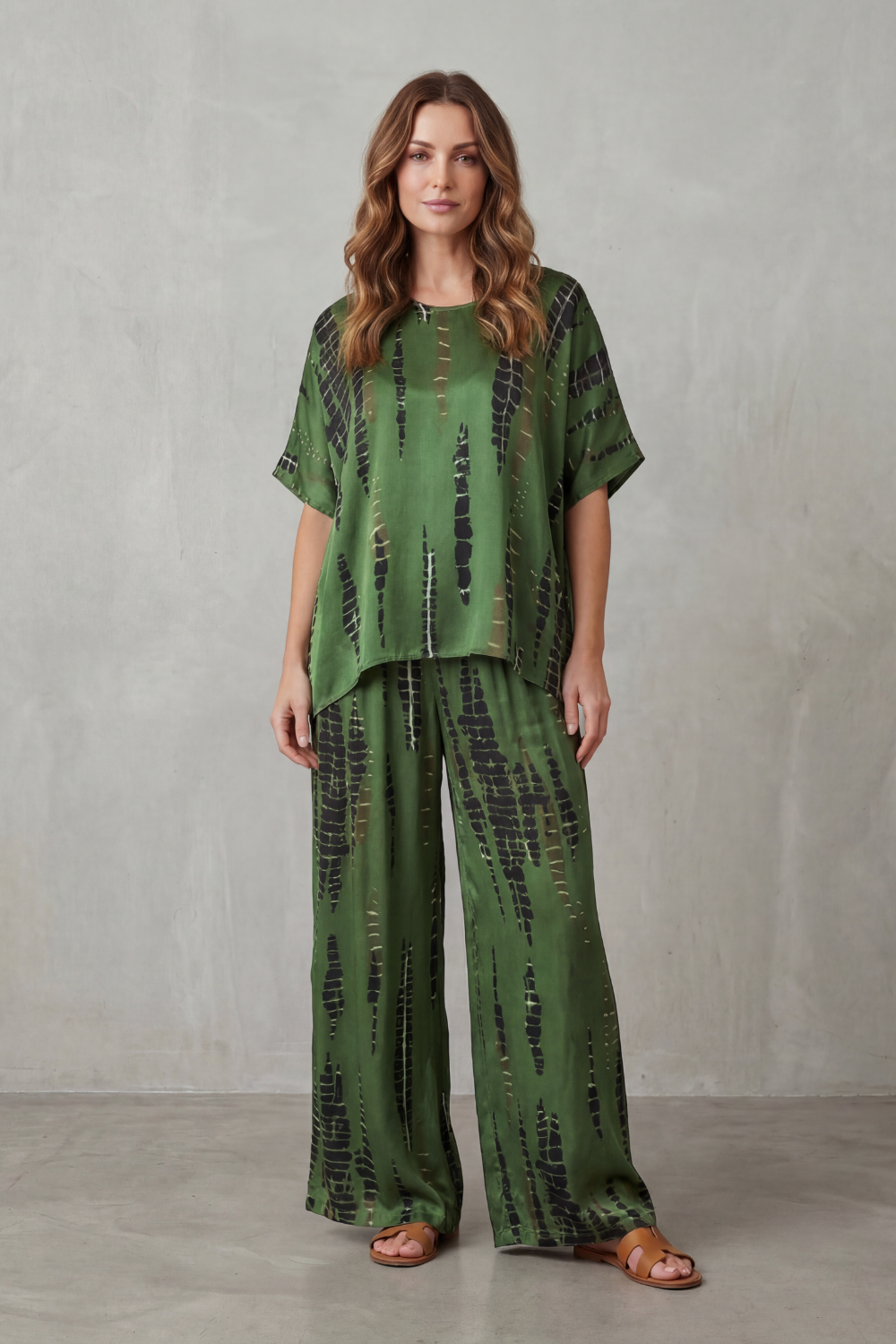 Women's Printed Short Sleeve Top and Trouser Co-ord Set Ermelle, view 8 - Elena Harper