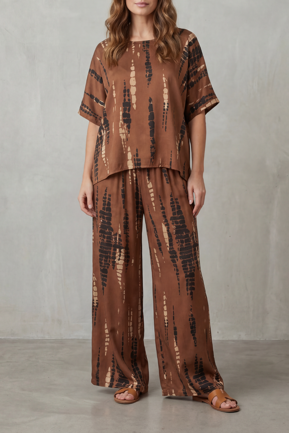 Women's Printed Short Sleeve Top and Trouser Co-ord Set Ermelle, view 9 - Elena Harper