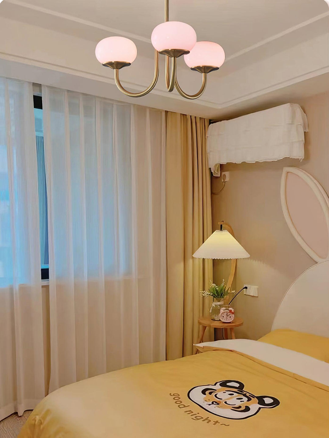 Elegant Circle Pendant Lamp - Modern Ceiling Light Fixture