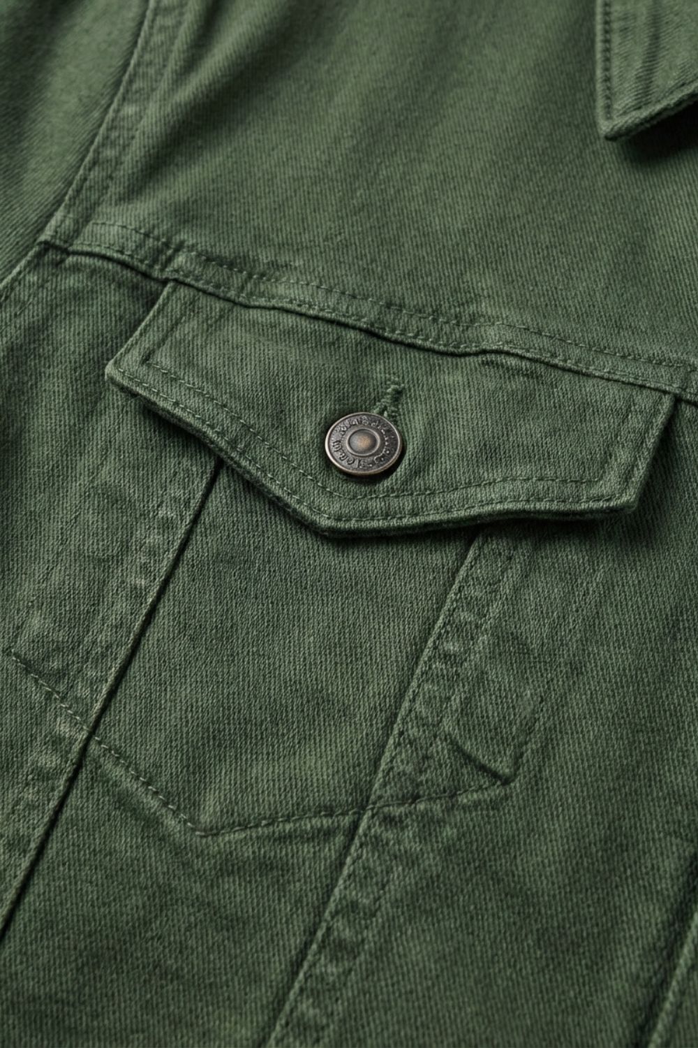 Men's Denim Jacket with Button Placket and Chest Pockets