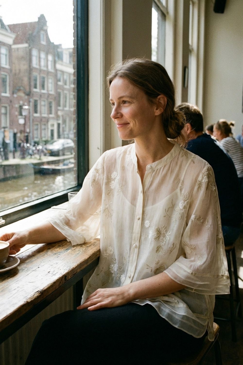 Ladies' Blouse with Stand Collar and Ruffled Sleeves