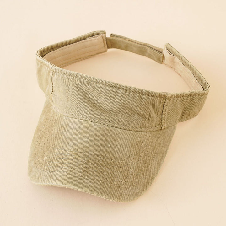 Women's Sporty Cap with Flexible Chin Strap