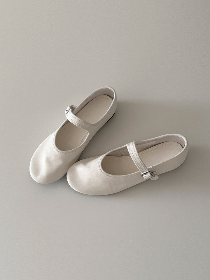 Ladies' Ballerinas with Adjustable Strap EB