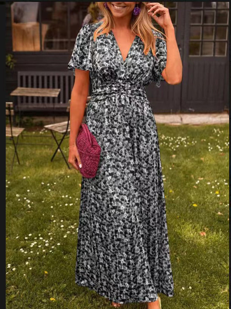 Élina Long flowy dress with floral patterns - Elena Harper