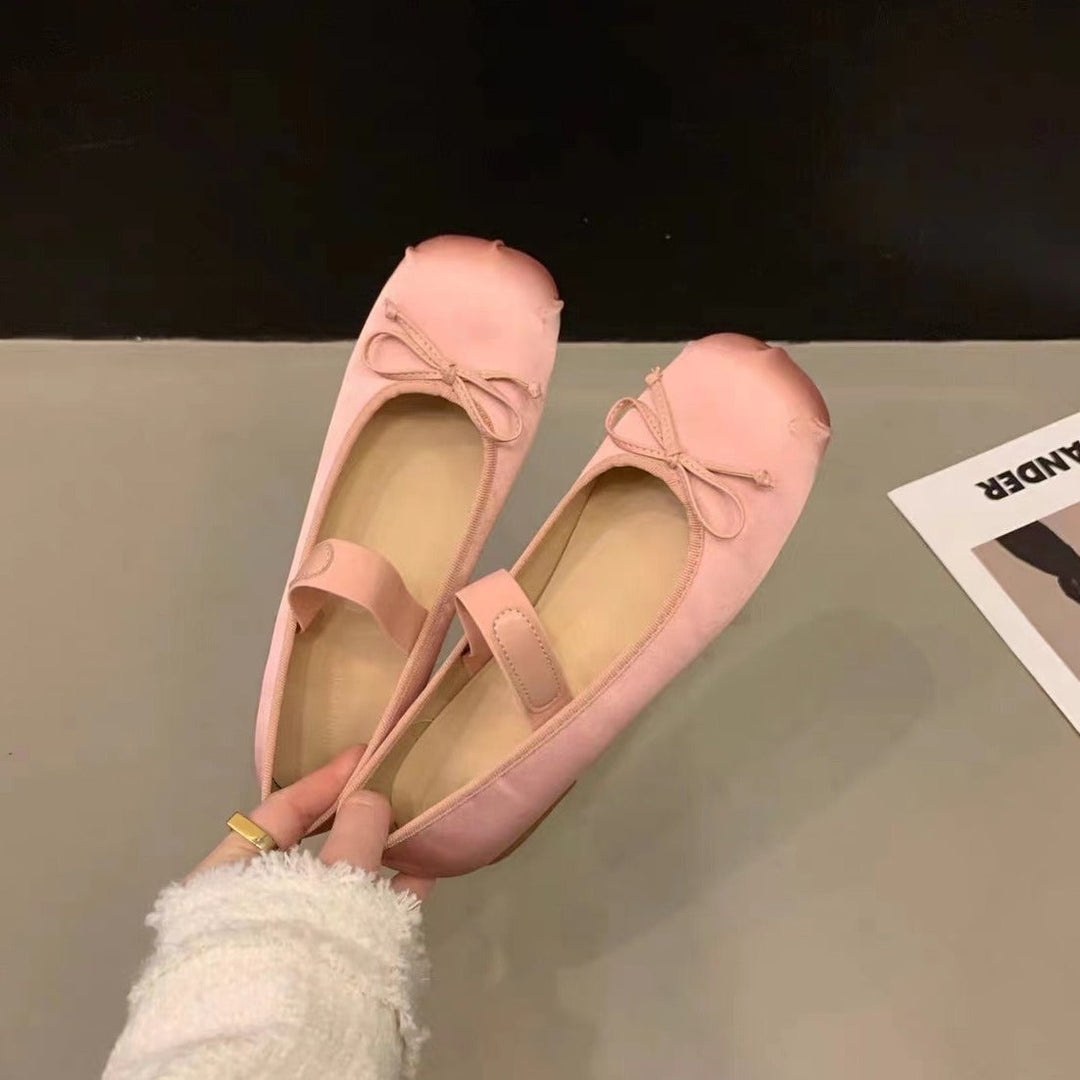 Ladies' Ballerinas with Adjustable Strap and Elegant Bow Application EB
