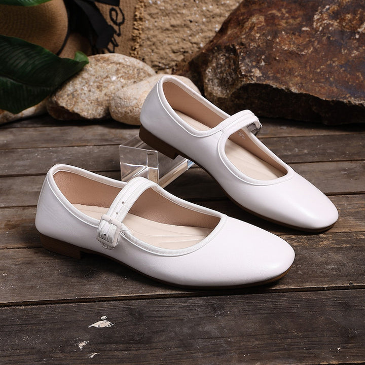 Ladies' Ballerinas with Adjustable Strap and Elegant Design EB