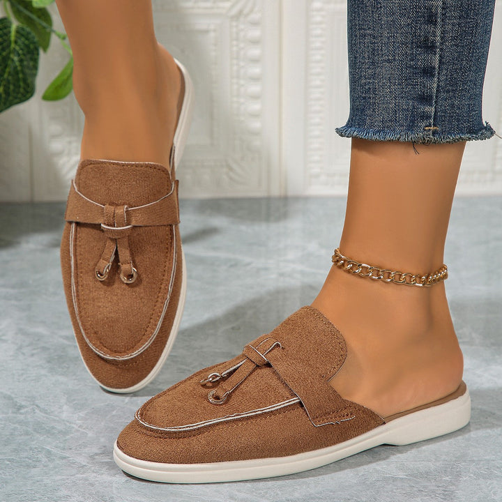 Women's Comfortable Slip-On Moccasins with Elegant Buckle Application EB