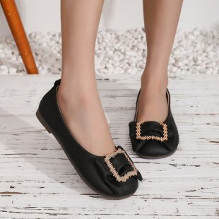 Ladies' Ballerinas with Decorative Bow and Chain Accents EB