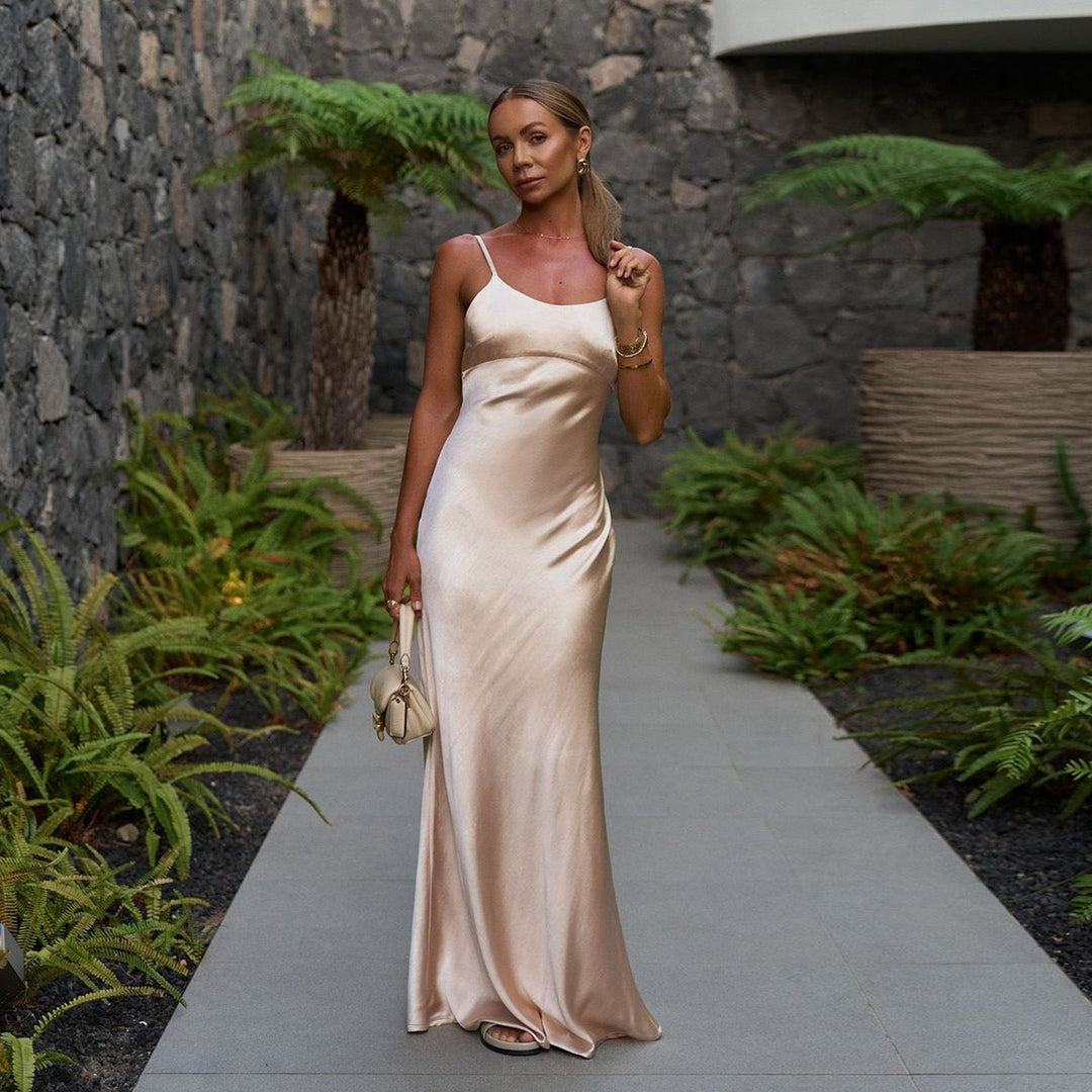 Women's Evening Dress with Elegant Back Cutout EB