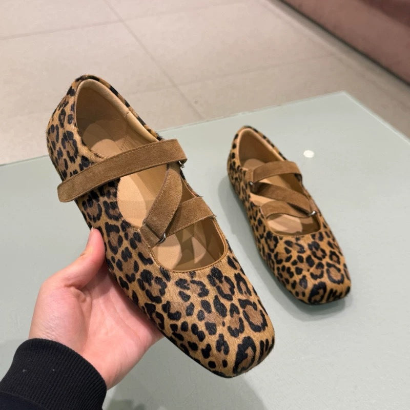 Ladies' Ballerinas in Leopard Design with Elegant Strap EB