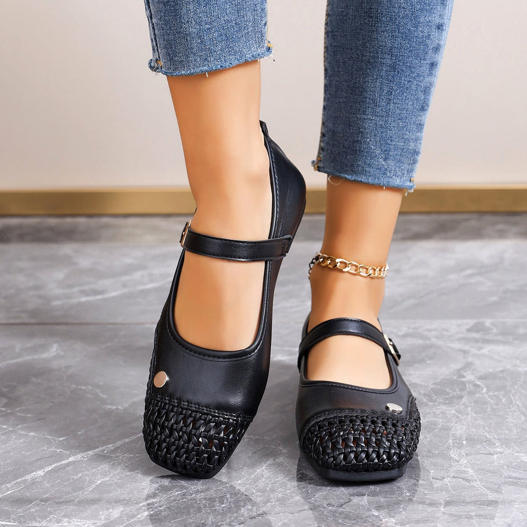 Ladies' Comfortable and Elegant Ballerinas with Braided Pattern EB