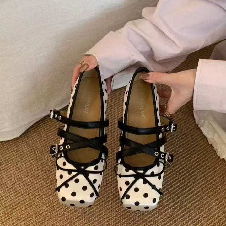 Women's Ballerina Pumps with Fashionable Strap and Contrasting Dots Design EB