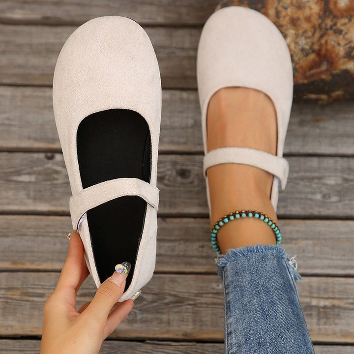 Women's Ballerinas with Adjustable Velcro Fastening and Soft Upper Material EB