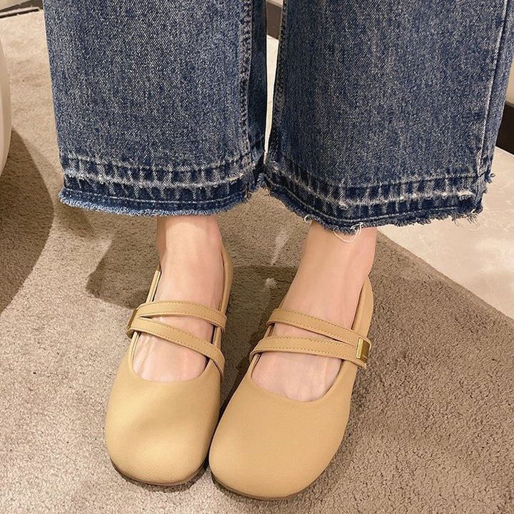 Ladies' Ballerinas with Adjustable Strap and Comfort Sole EB