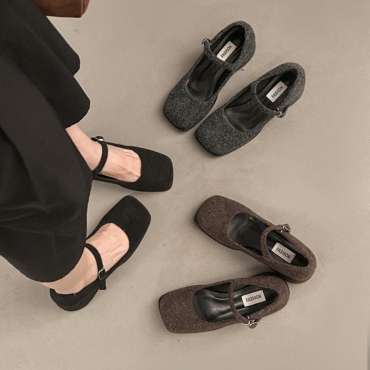 Women's Ballerina Shoes with Fashionable Strap and High-Quality Surface Texture EB