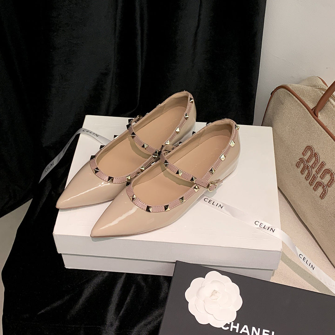 Ladies' Ballerinas with Adjustable Strap and Luxurious Shine EB