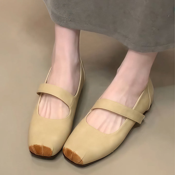 Women's Ballerinas with Adjustable Strap and Flexible Comfort Footbed EB
