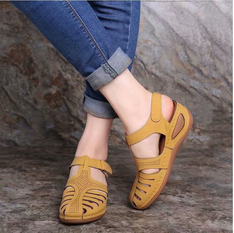 Women's Comfortable Sandals with Adjustable Strap Design and Breathable Upper Construction EB