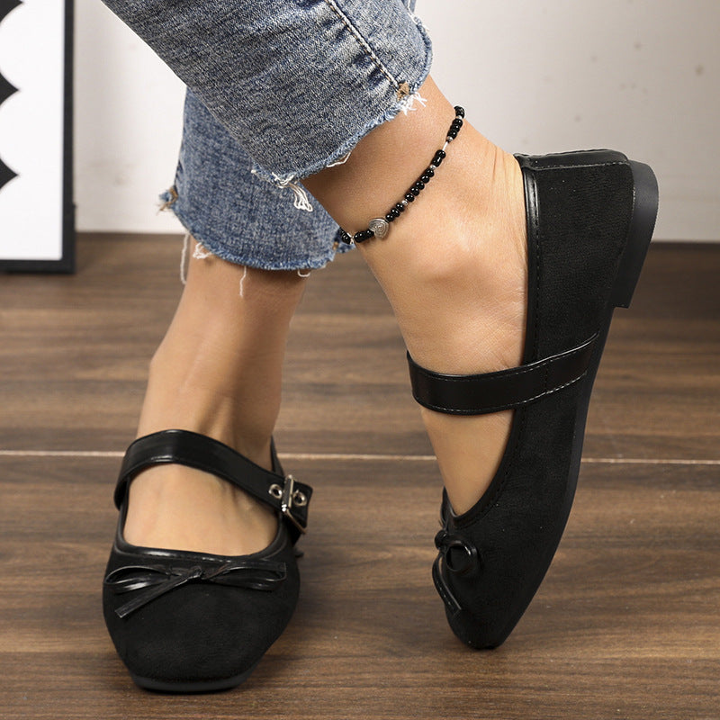 Women's Ballerinas with Adjustable Strap and Elegant Bow Detail EB